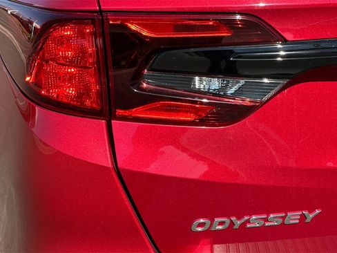 Certified 2023 Honda Odyssey Sport image 31