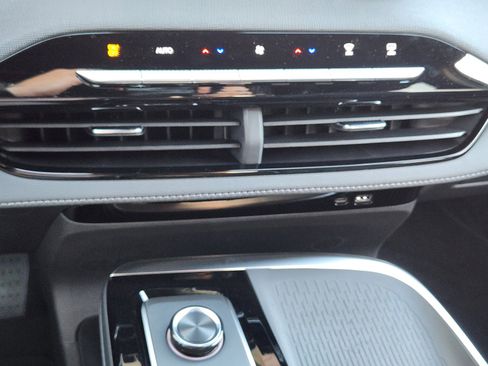 New 2026 Buick Enclave Sport Touring w/ Power Package FWD image 15