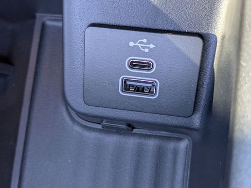 New 2025 Ford Expedition Platinum w/ Stealth Performance Package image 28