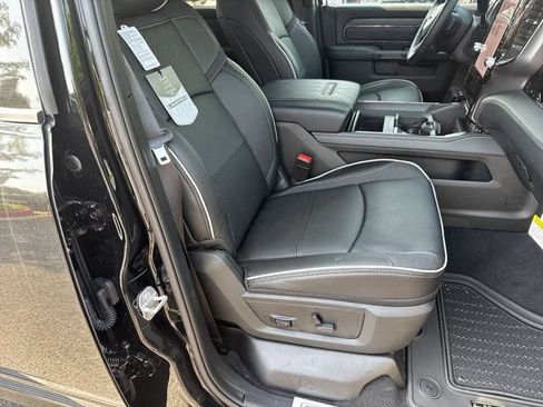 New 2026 RAM 3500 Limited AWD/4WD image 13