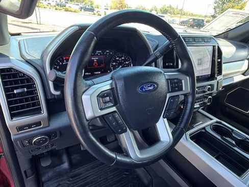 Used 2022 Ford F250 Lariat w/ Lariat Ultimate Package AWD/4WD image 32