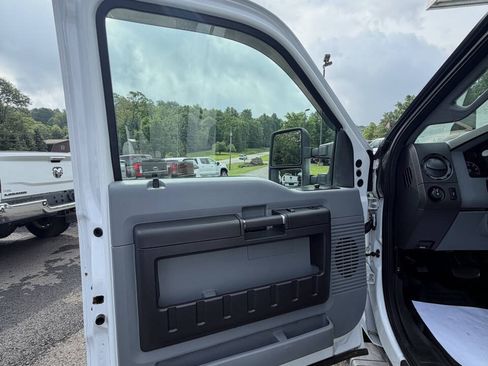 Used 2016 Ford F250 XL w/ XL Appearance Package AWD/4WD image 50