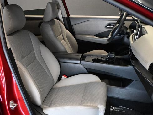 Used 2021 Nissan Rogue SV FWD image 19