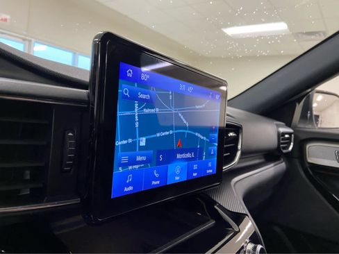 Used 2023 Ford Explorer ST-Line w/ Class IV Trailer Tow Package image 30