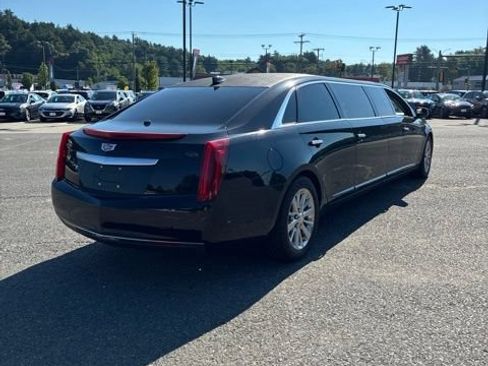 Used 2017 Cadillac XTS FWD image 4