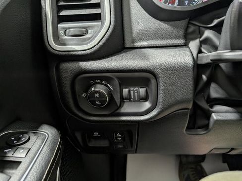 Used 2022 RAM 1500 Laramie image 25