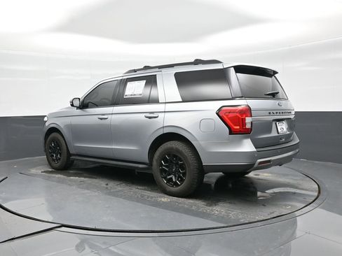 Certified 2023 Ford Expedition XLT image 4