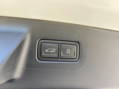 Used 2026 Hyundai Santa Fe SEL FWD image 18