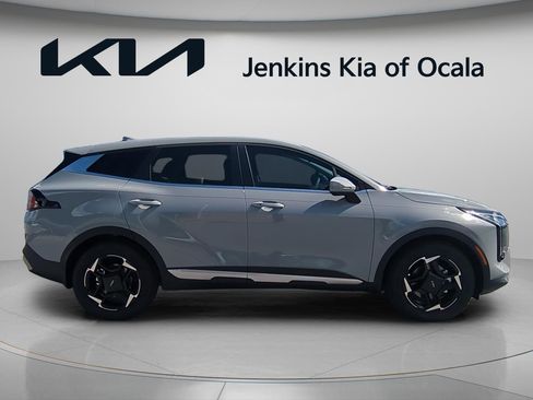 New 2026 Kia Sportage EX FWD image 2