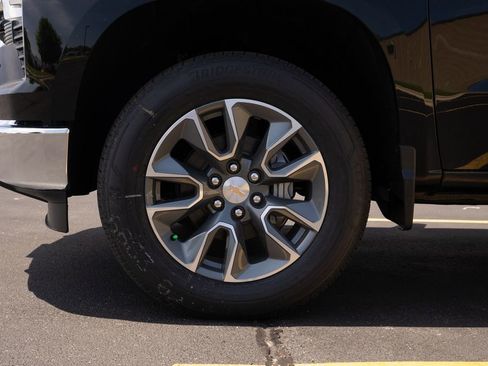 New 2025 Chevrolet Silverado 1500 LT image 8