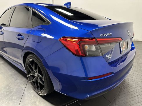 Used 2024 Honda Civic Sport image 10