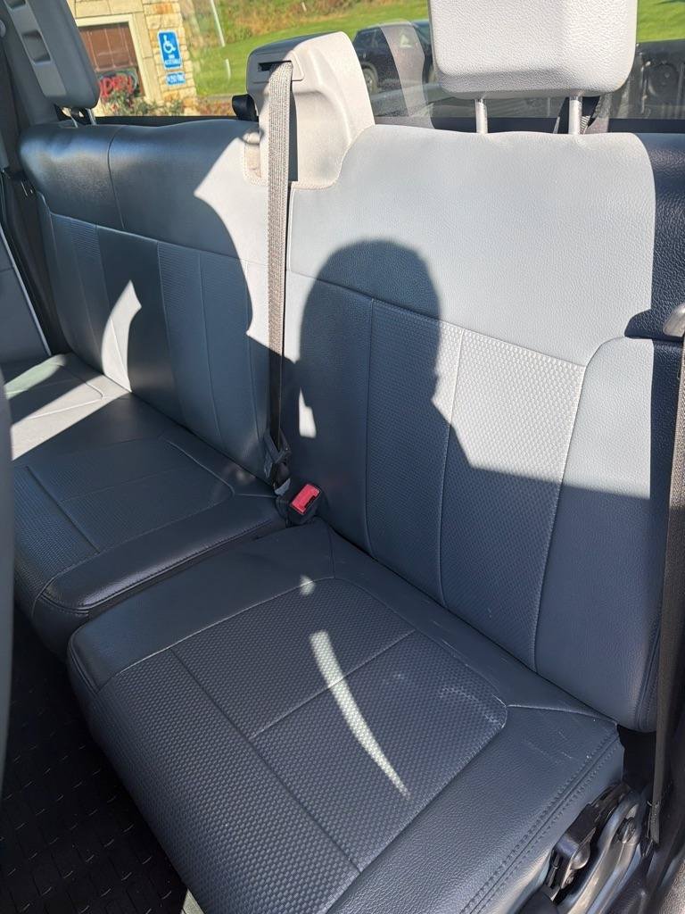 Used 2015 Ford F250 XL w/ Power Equipment Group AWD/4WD image 17