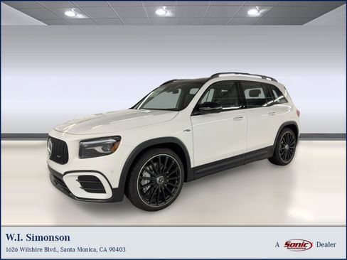 New 2026 Mercedes-Benz GLB 35 AMG 4MATIC image 1