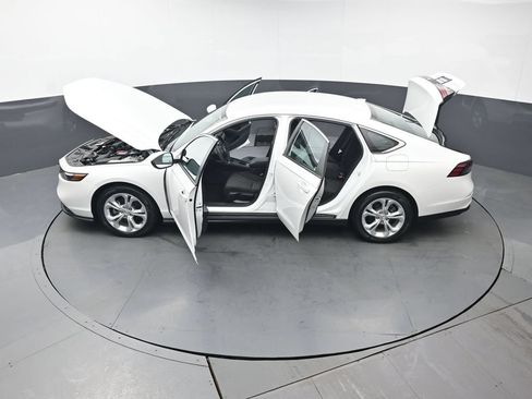 Used 2023 Honda Accord LX image 45
