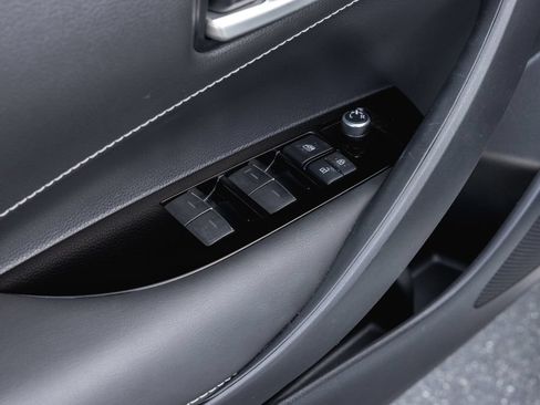 Certified 2020 Toyota Corolla SE FWD image 9