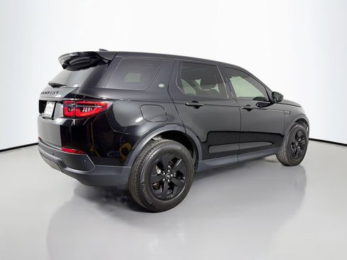 Certified 2023 Land Rover Discovery Sport S image 5