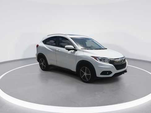 Used 2022 Honda HR-V EX-L image 2