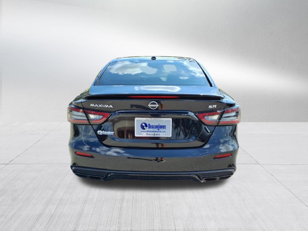 Used 2023 Nissan Maxima SR w/ Sport Mat Group FWD image 5