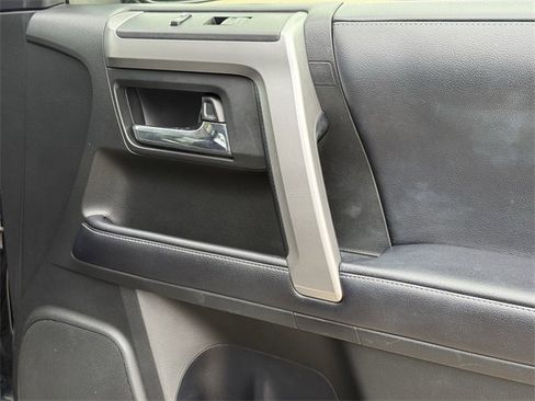 Used 2018 Toyota 4Runner Limited image 30