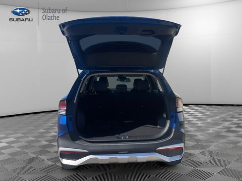 Used 2025 Kia Sportage EX image 5