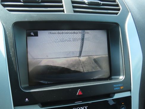 Used 2014 Ford Explorer Limited w/ Equipment Group 301A FWD image 31