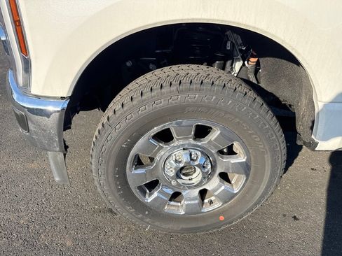 New 2025 Ford F350 King Ranch w/ Chrome Package image 59