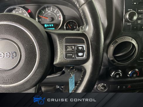 Used 2015 Jeep Wrangler Unlimited Sport w/ Quick Order Package 24S AWD/4WD image 19