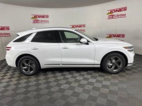 New 2026 Genesis GV70 2.5T Advanced w/ G1 Accessory Package AWD/4WD image 17