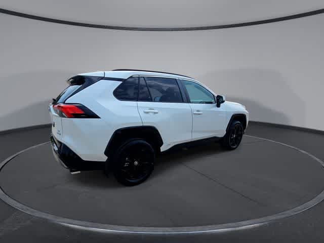 Used 2022 Toyota RAV4 SE AWD/4WD image 8