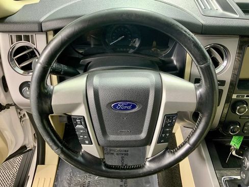 Used 2015 Ford Expedition Limited w/ Equipment Group 301A AWD/4WD image 24