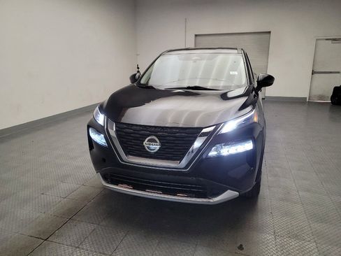 Used 2023 Nissan Rogue SV FWD image 15