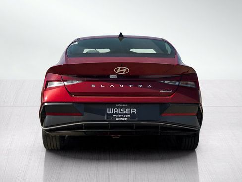 New 2026 Hyundai Elantra Limited FWD image 5
