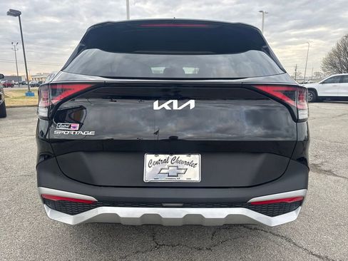 Used 2024 Kia Sportage EX image 5