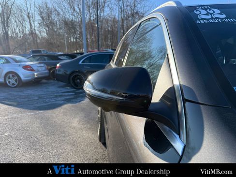 Certified 2022 Mercedes-Benz GLC 300 GLC 300 image 10