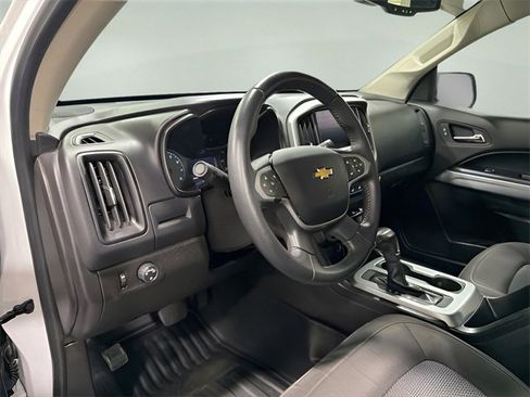 Used 2021 Chevrolet Colorado LT w/ Fleet Safety Package image 10