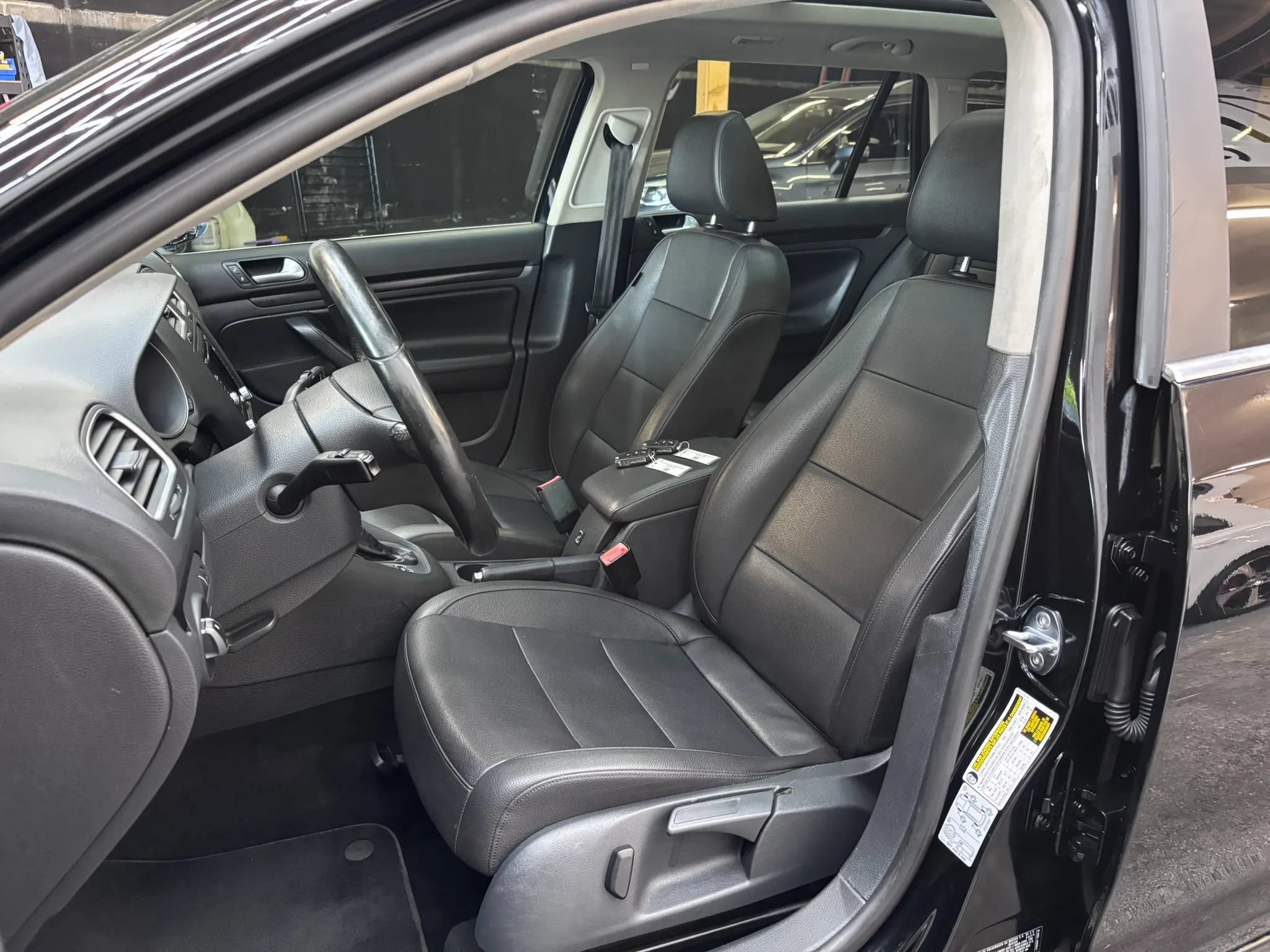 Used 2014 Volkswagen Jetta TDI FWD image 9