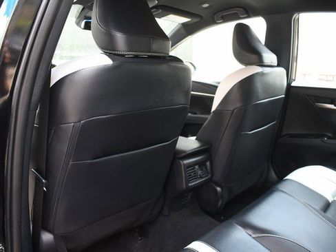 Certified 2025 Toyota Camry SE FWD image 21