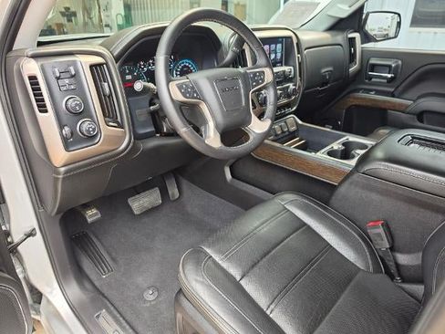 Used 2018 GMC Sierra 1500 Denali w/ Denali Ultimate Package AWD/4WD image 15