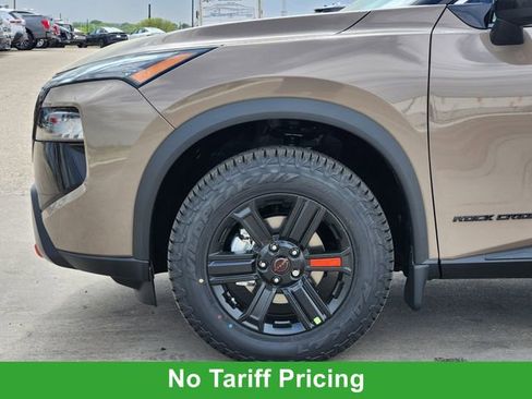 New 2026 Nissan Rogue SV image 7