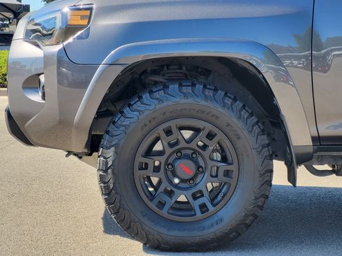 Used 2020 Toyota 4Runner TRD Pro AWD/4WD image 9
