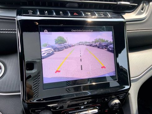 Certified 2023 Jeep Grand Cherokee Altitude AWD/4WD image 27