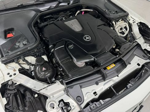 Used 2017 Mercedes-Benz E 400 4MATIC Wagon image 93