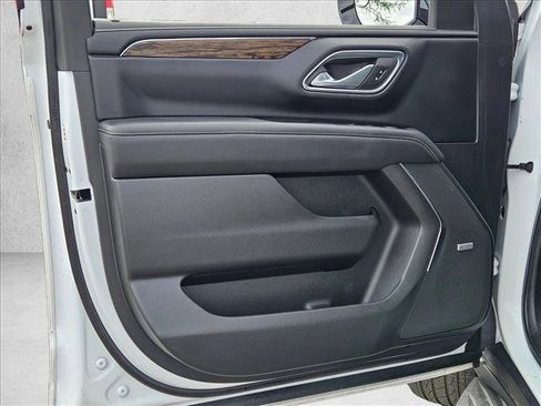 Used 2023 Chevrolet Tahoe Premier AWD/4WD image 10