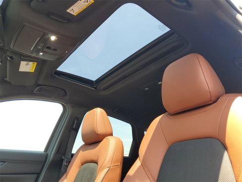 New 2025 MAZDA CX-5 Carbon Edition image 11