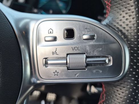 Used 2021 Mercedes-Benz GLA 250 image 19