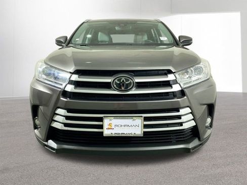 Used 2017 Toyota Highlander XLE image 27