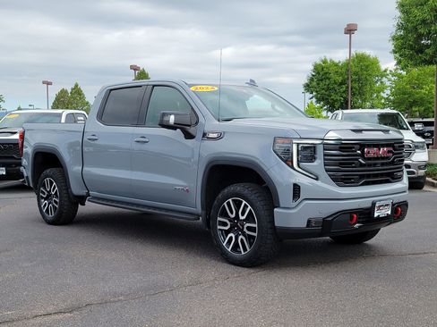 Used 2024 GMC Sierra 1500 AT4 w/ Technology Package AWD/4WD image 1