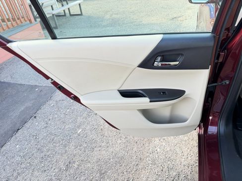 Used 2013 Honda Accord EX-L image 34