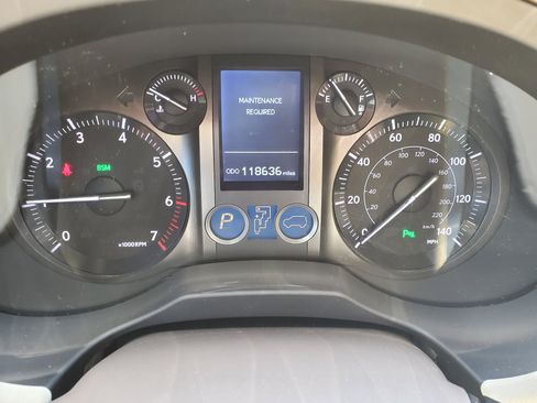 Used 2015 Lexus GX 460 image 25