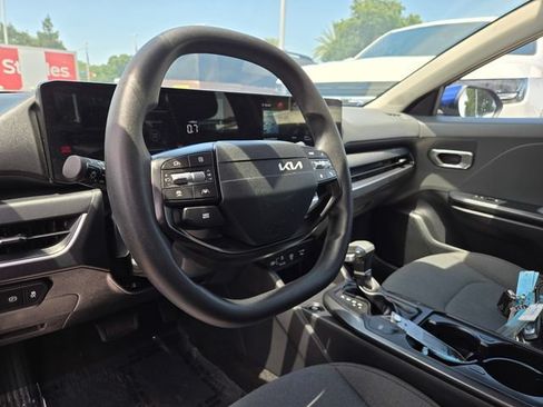 Certified 2025 Kia K4 FWD image 13